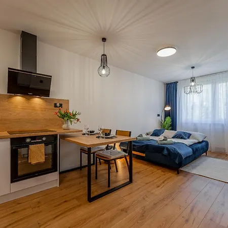 Apartment Uplne Novy Pri Auparku, Center Pre 4 Osoby