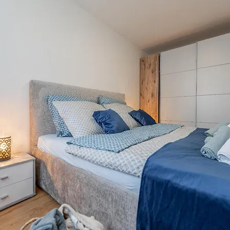 Uplne Novy Pri Auparku 1 , Center Pre 4 Osoby