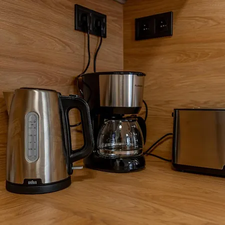 Uplne Novy Pri Auparku 1 , Center Pre 4 Osoby Apartament