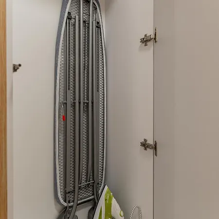 Apartament Uplne Novy Pri Auparku 1 , Center Pre 4 Osoby