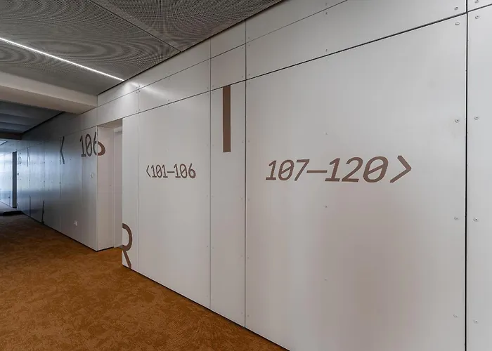 Uplne Novy Pri Auparku 1 , Center Pre 4 Osoby Košice