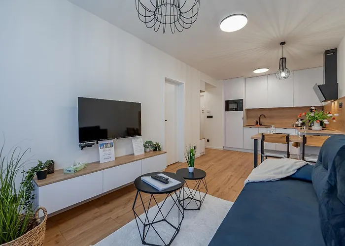 Uplne Novy Pri Auparku 1 , Center Pre 4 Osoby Appartamento